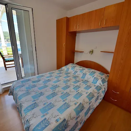 Parunov By Interhome Casa vacanze *