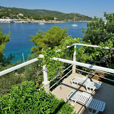 Parunov By Interhome Casa vacanze *